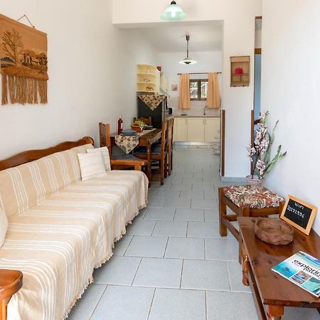 Voula Apartments Γάιος Εξωτερικό φωτογραφία