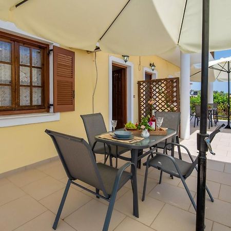 Voula Apartments Γάιος Εξωτερικό φωτογραφία