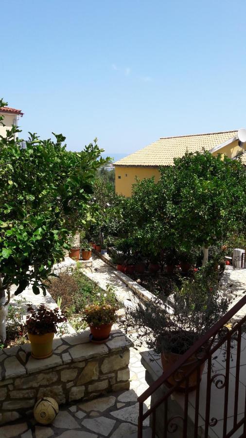 Voula Apartments Γάιος Εξωτερικό φωτογραφία